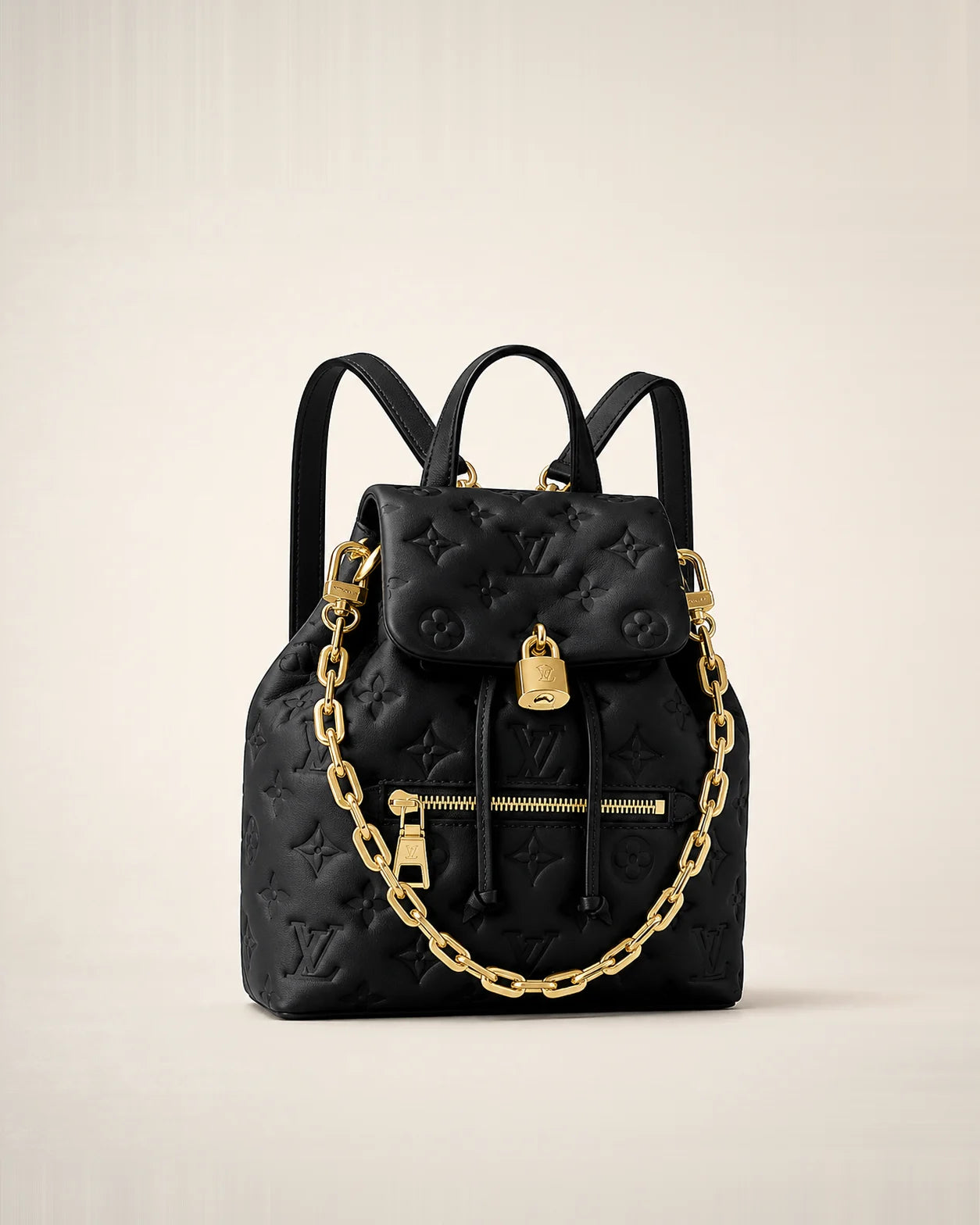 Louis Vuitton Coussin Backpack PM Black, bolso de lujo de silueta reconocible.