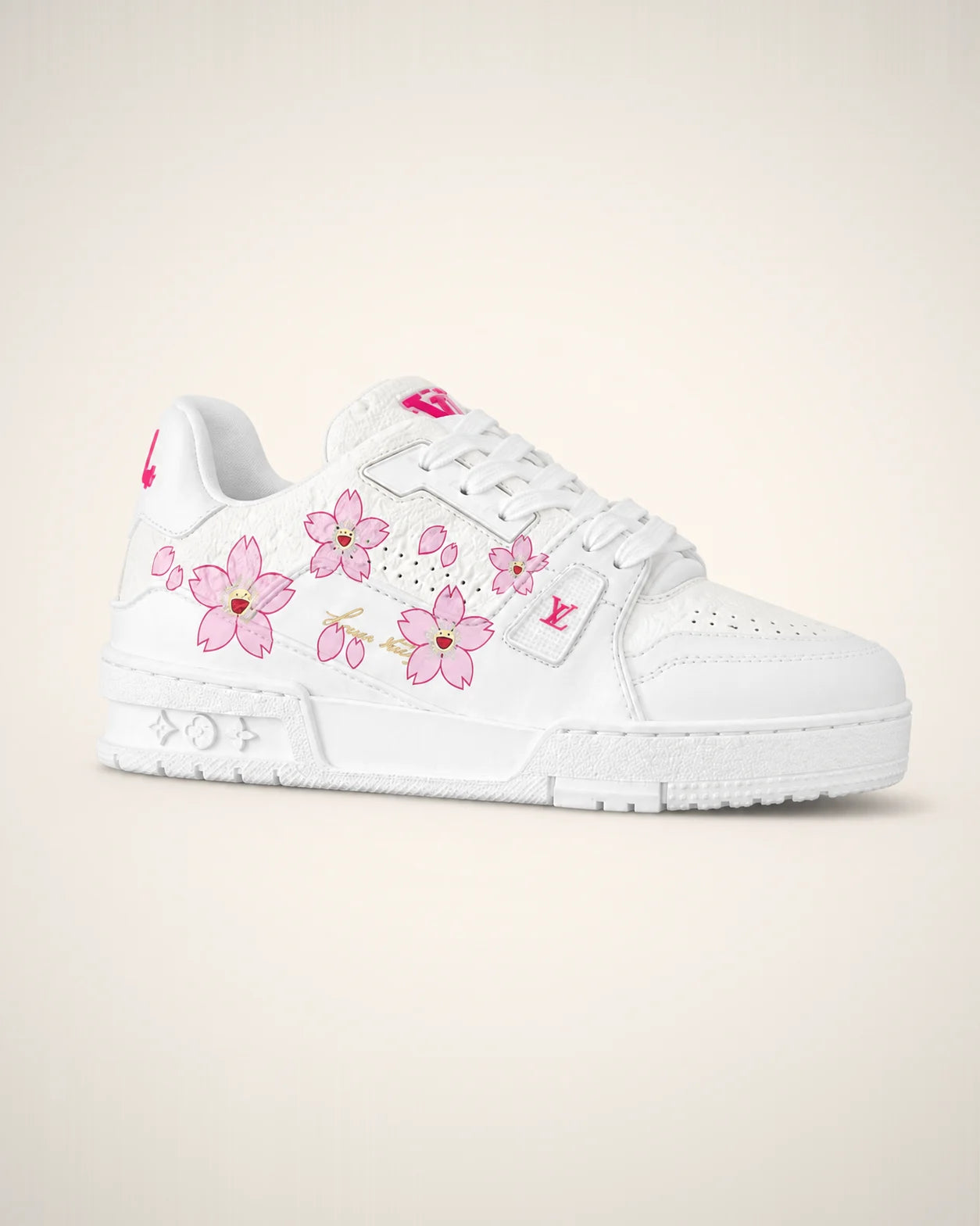 LV Trainer blanco con flores rosas de rostro sonriente, detalles fucsia y suela tonal.